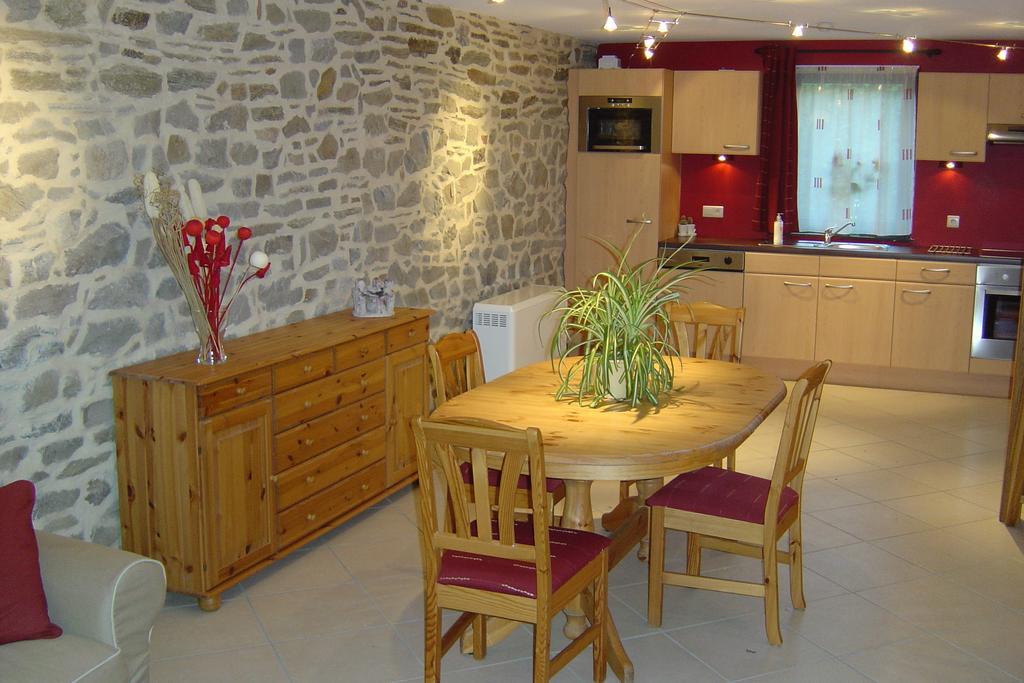 Holiday Home Gite Rural Cote Fagnes Jalhay Exterior photo